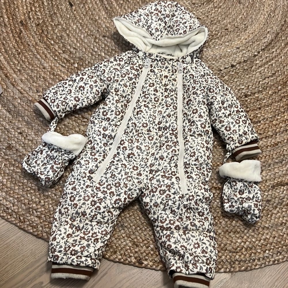 Baby puffer one piece